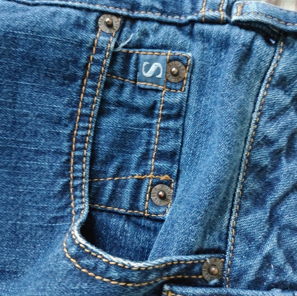 Silver Jeans - Picture 8 of 9